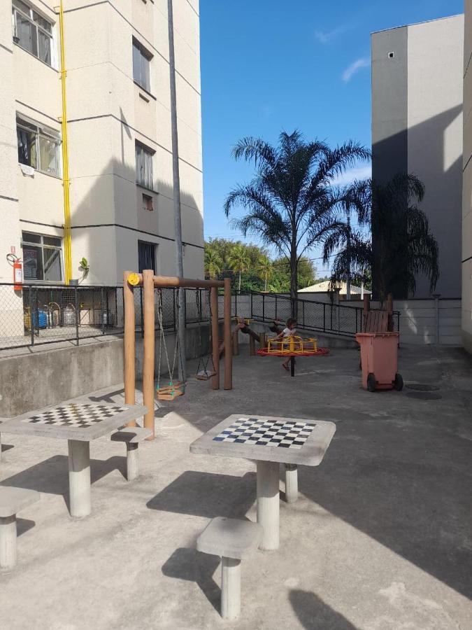 Espaço Do Adilson é Aconchegante E Familiar. Apartamento Río de Janeiro
